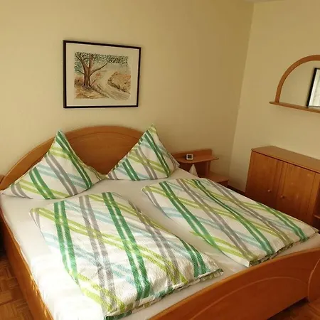 Pleasant In Lana Apartmán *