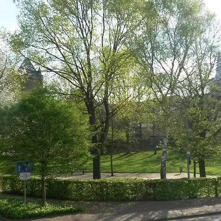 Pleasant In Lana Xanten